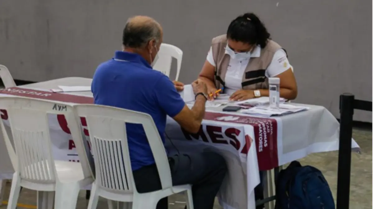 Deberán de acudir a los Centros Integradores para solicitar su tarjeta.